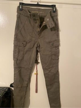 American Eagle Outfitters Olive Green High-Rise Cargo Jeans